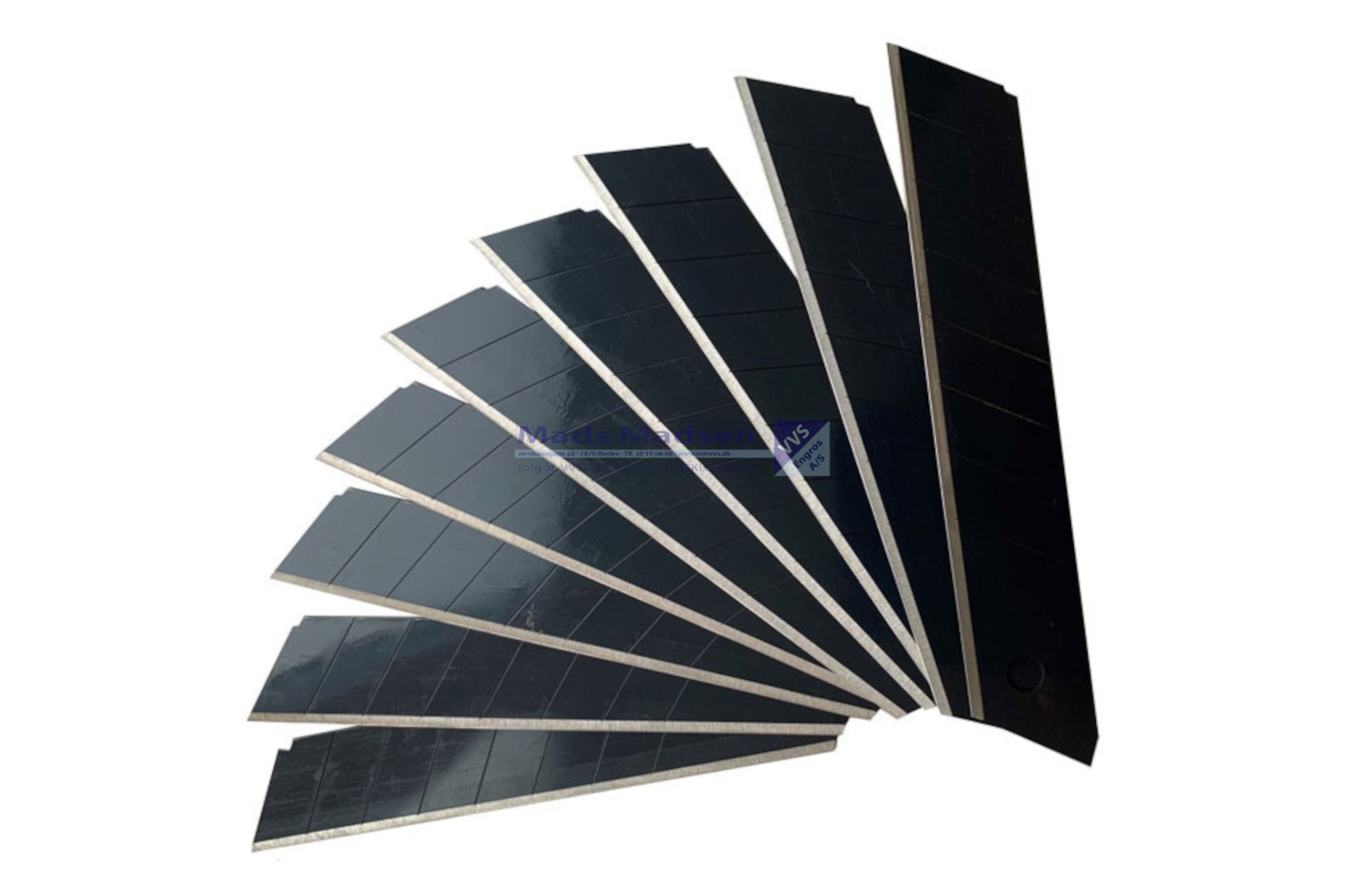 Knivblade BATO 18mm 50 stk BLACK 6133